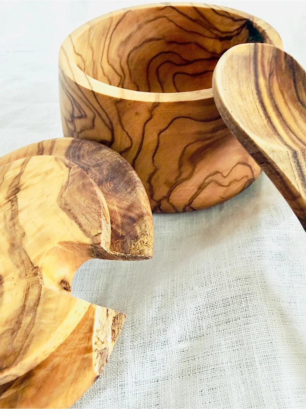 Hand-carved Italian Olivewood 7 oz Sugar Bowl & Spoon Set, Original Retail $59